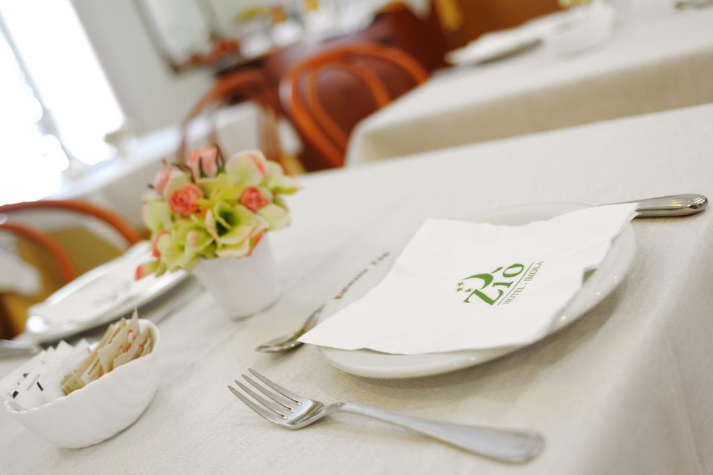 Hotel Zio Imola Bagian luar foto